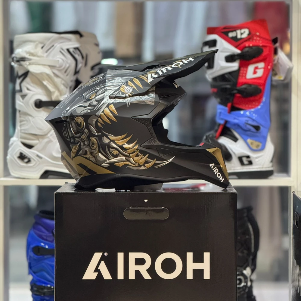 https://manosproracing.s3.sa-east-1.amazonaws.com/products/1625ee11-ef76-459d-acfc-a78599dbbfc6.webp