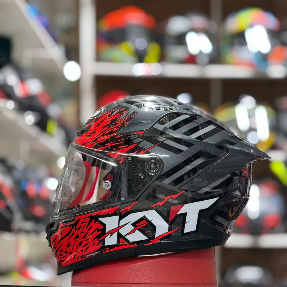 Capacete KYT