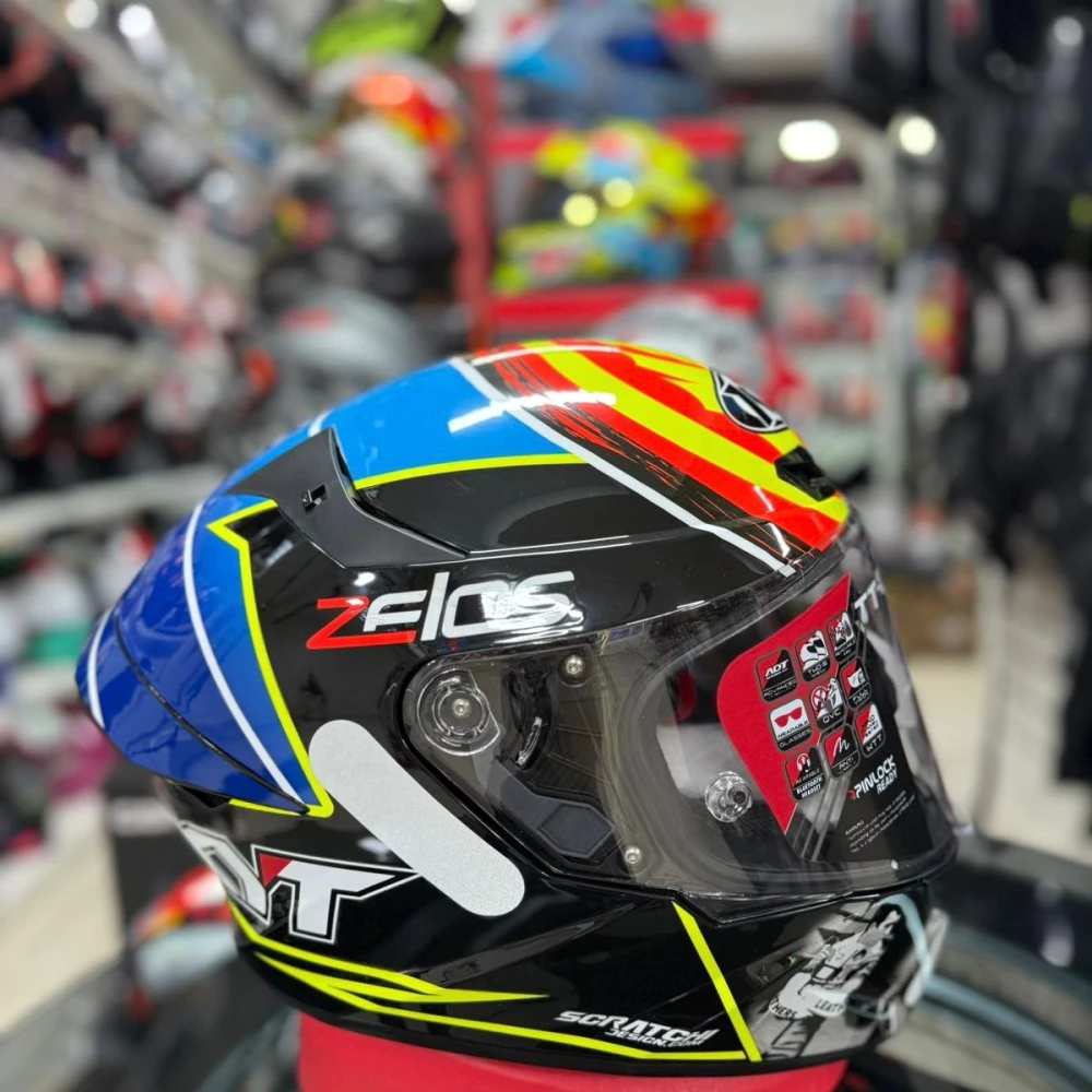 Capacete KYT-TT-COURSE
