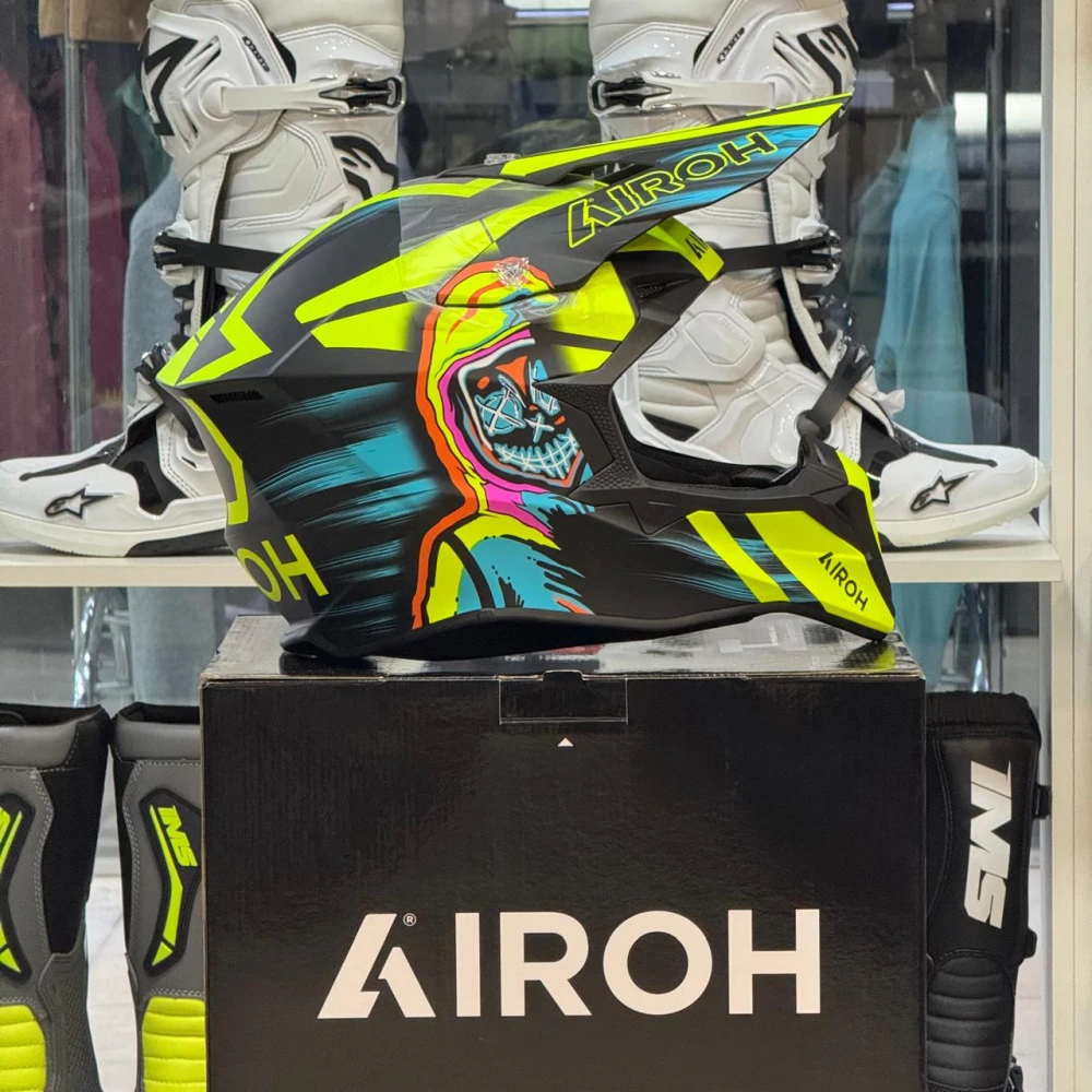 Capacete Airoh wraap