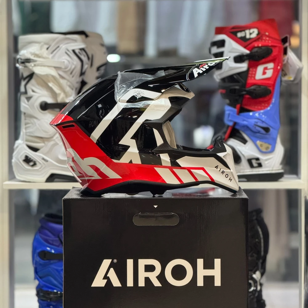 https://manosproracing.s3.sa-east-1.amazonaws.com/products/58e62f7b-4366-4b1e-9ab2-746a7b77aa6b.webp