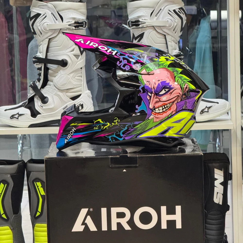 Capacete Airoh wraap