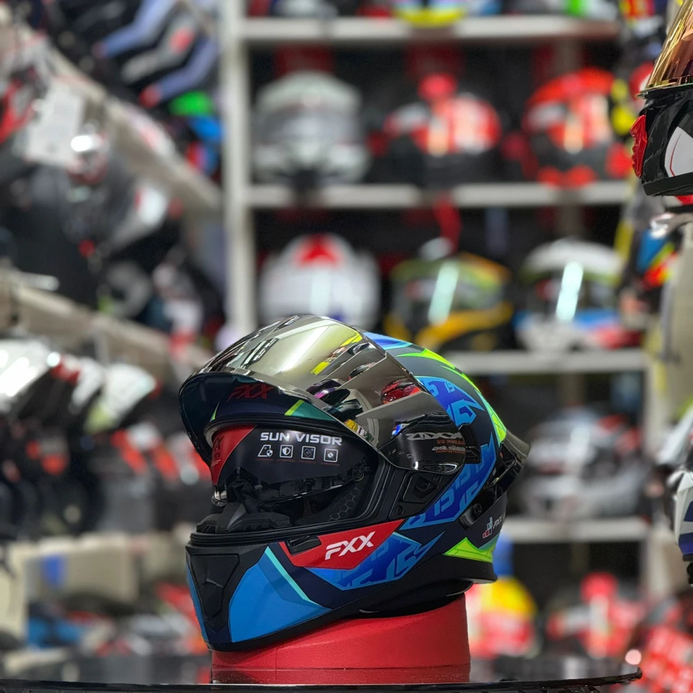 Capacete FXX con oclus