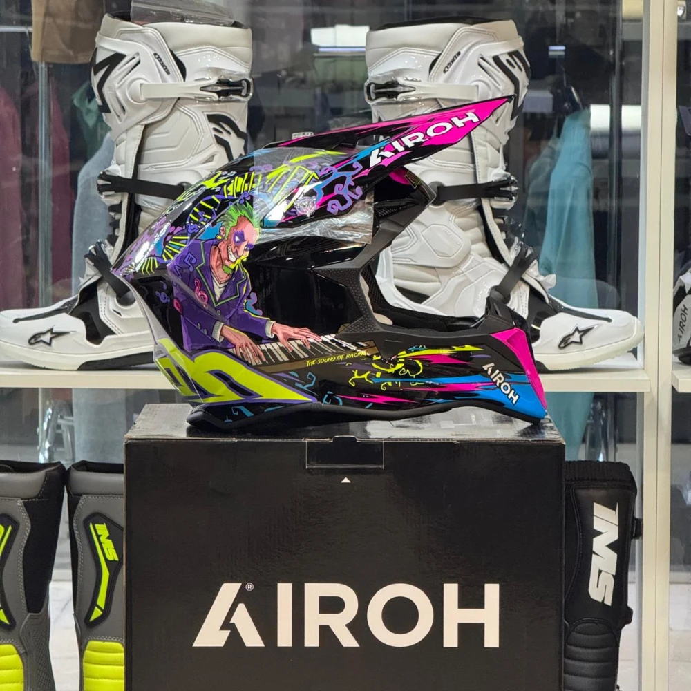 Capacete Airoh wraap