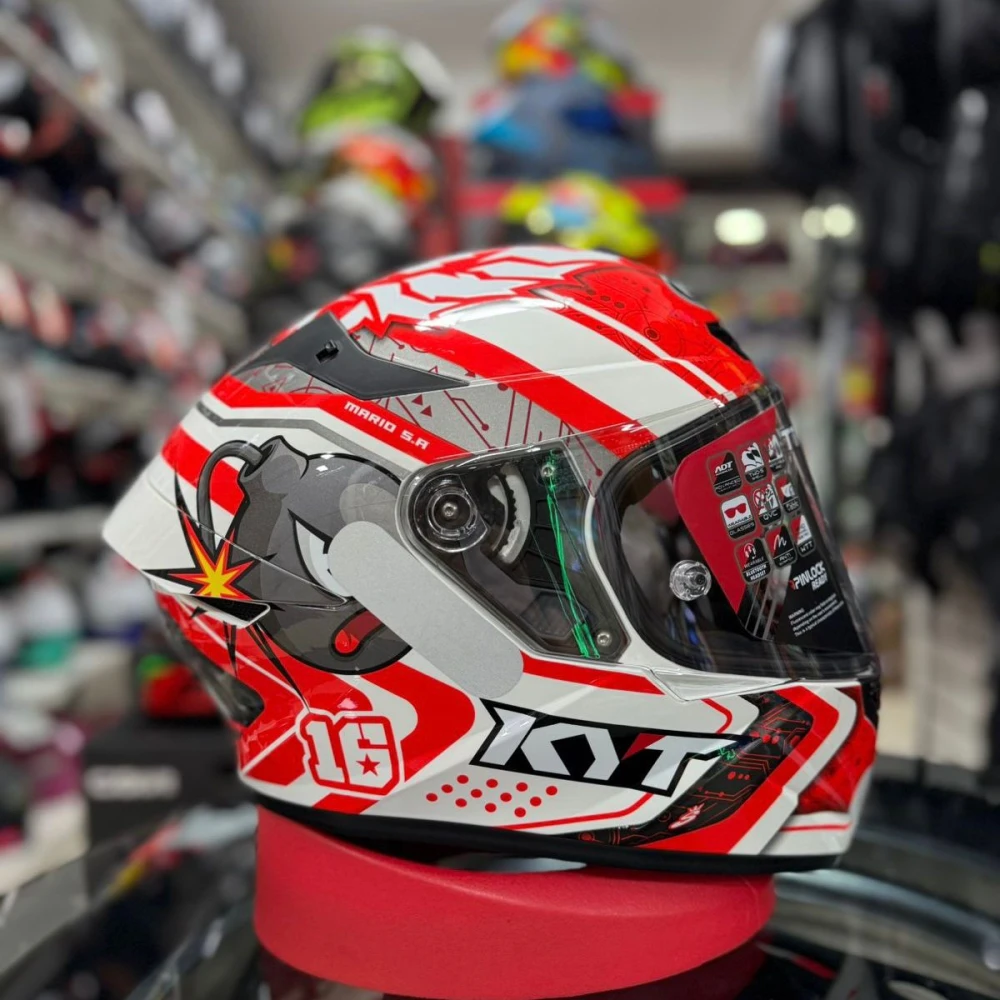 Capacete KYT-TT-COURSE