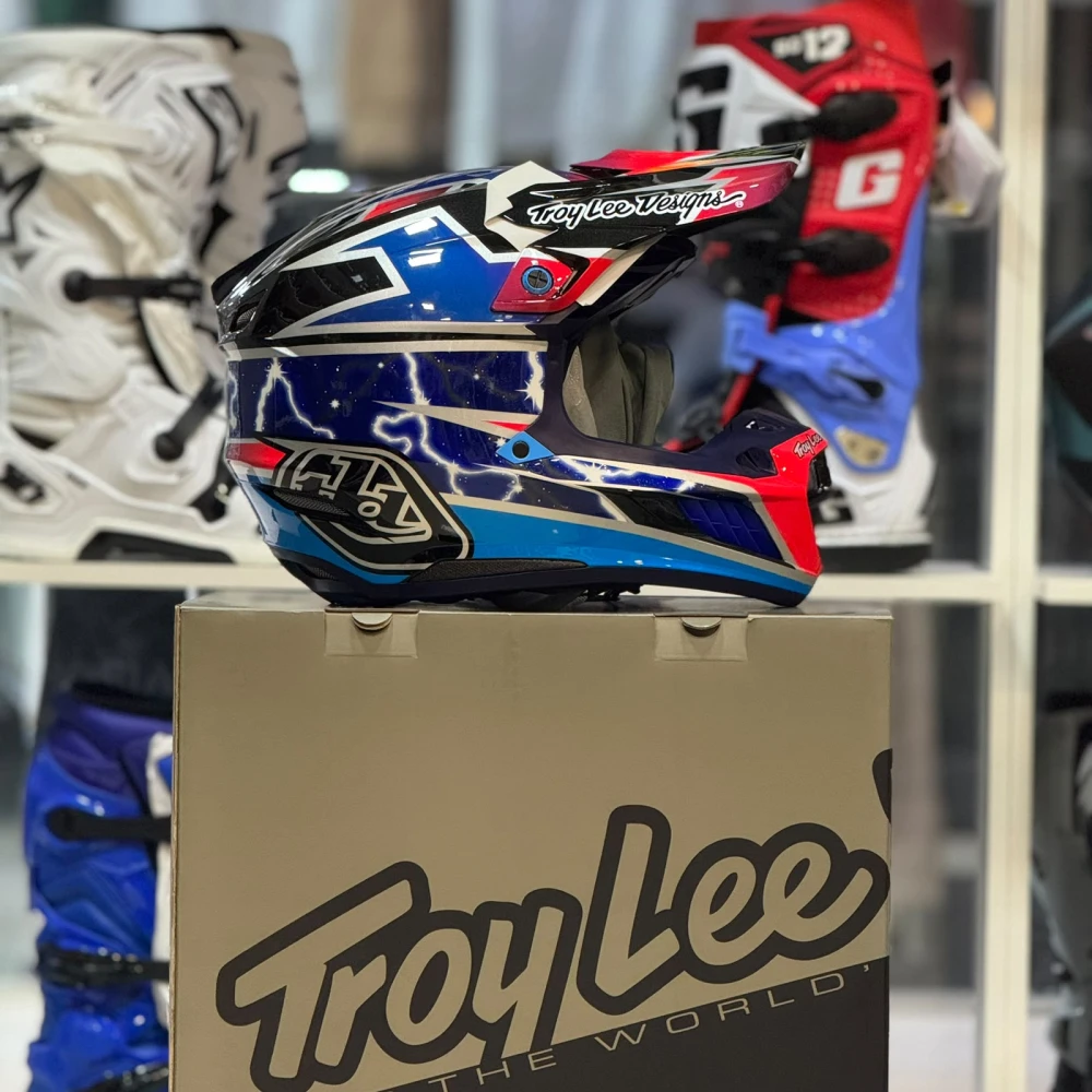 https://manosproracing.s3.sa-east-1.amazonaws.com/products/8ef1e04b-7db4-4a57-8110-7918549dd311.webp