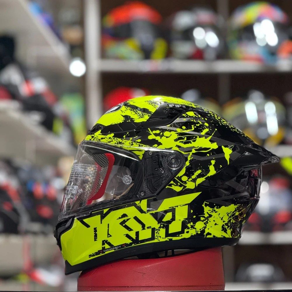 Capacete KYT