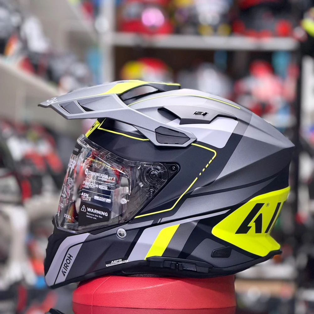 https://manosproracing.s3.sa-east-1.amazonaws.com/products/c09efc06-e5d3-45c5-b07d-f91d1ca459ee.webp