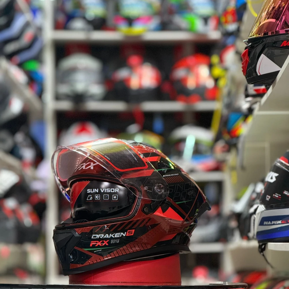 Capacete FXX con oclus