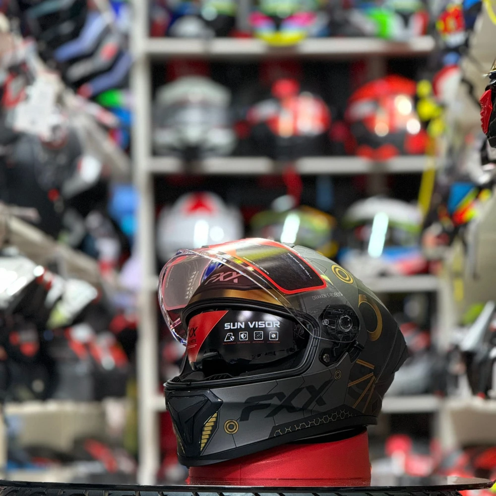 Capacete FXX con oclus