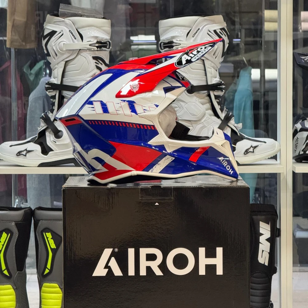 Capacete Airoh wraap