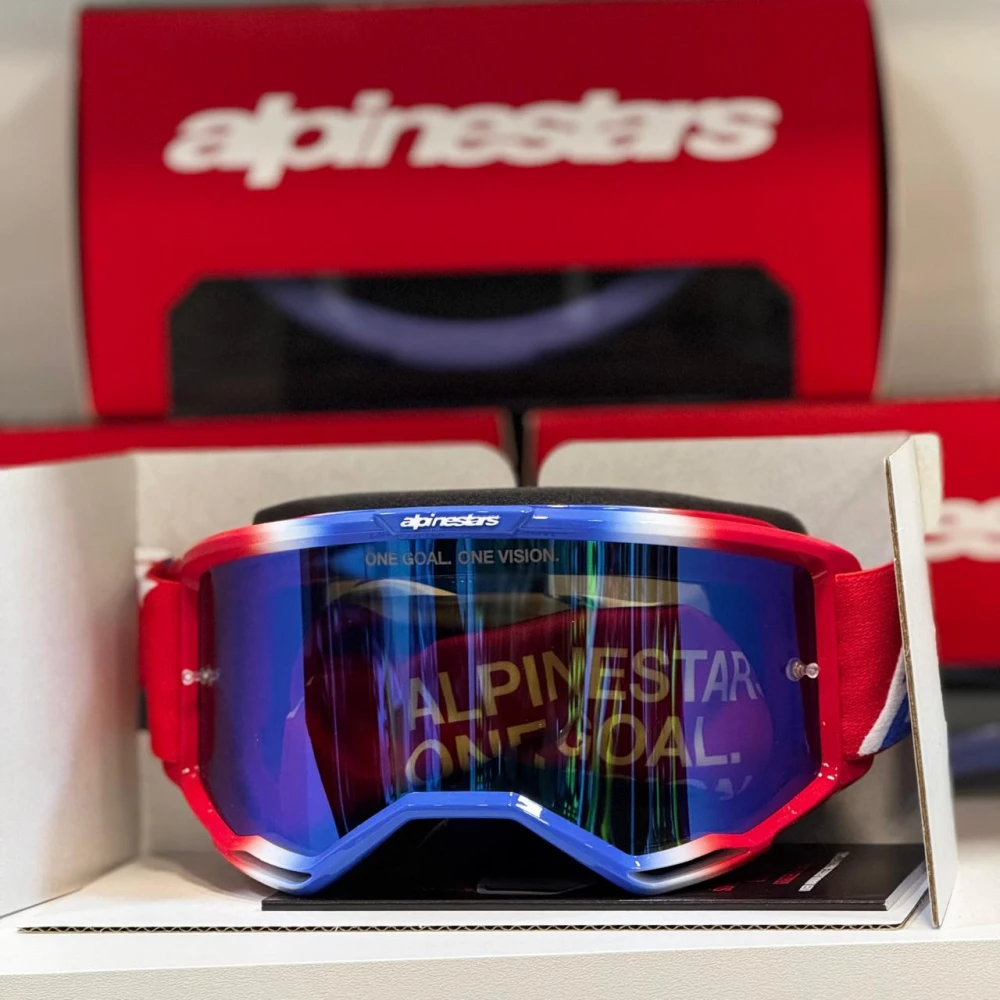 https://manosproracing.s3.sa-east-1.amazonaws.com/products/eb5ff860-15e9-432e-b39b-d5d8d6cbbb66.webp