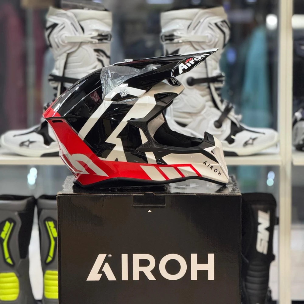 Capacete Airoh wraap