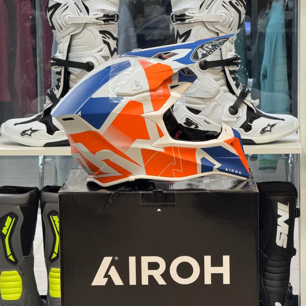 Capacete Airoh wraap