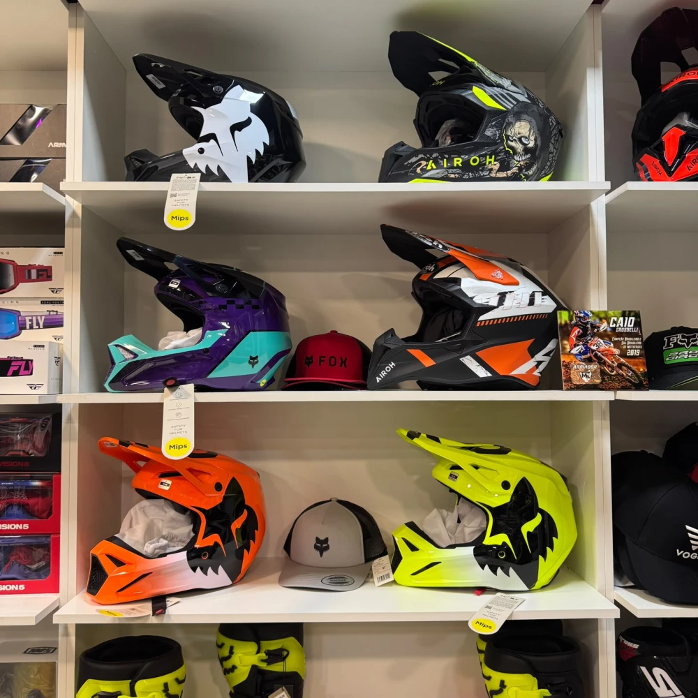 https://manosproracing.s3.sa-east-1.amazonaws.com/stores/0e500ac1-f041-4933-8dad-232c25ccc507.webp